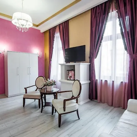 Apartament La Teatru Boudoir Oradea Exterior photo